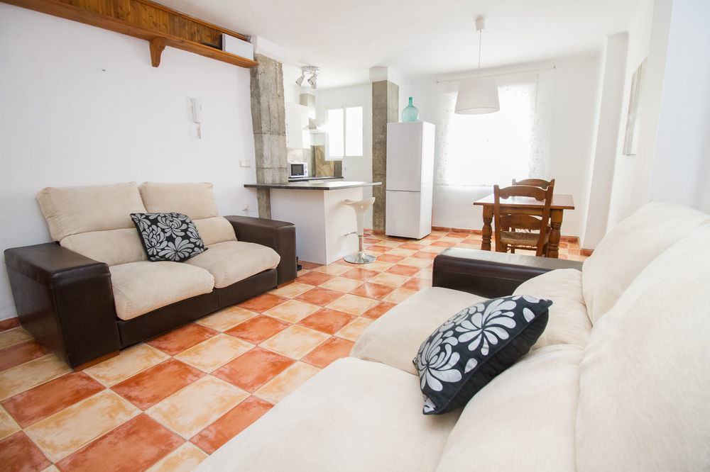 Apartamentos Malaga Centro Hernan Ruiz De 4 A 8 Personas Exterior foto